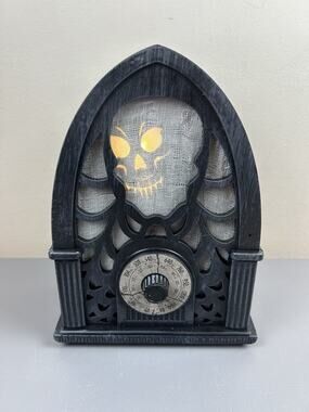 Gray Animated Skull Radio Lights Sound Table Decoration Spooky Antique Vibe